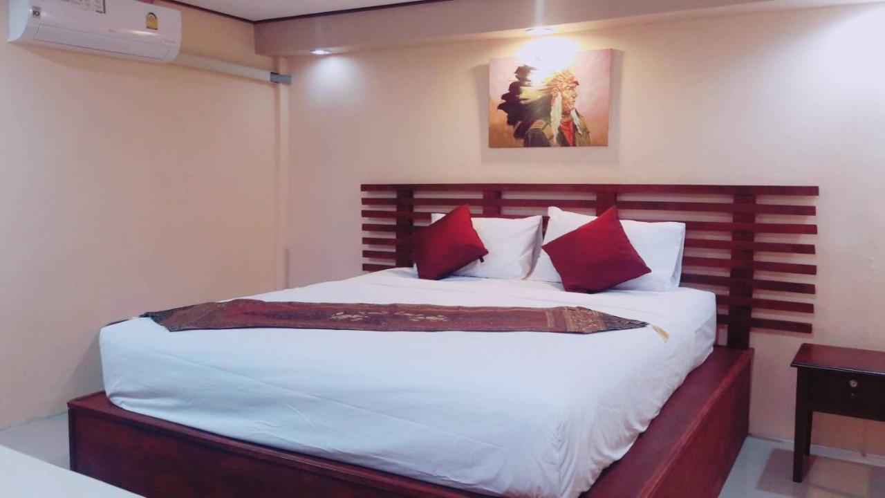צ'ומפון The Windsor Boutique Resort מראה חיצוני תמונה