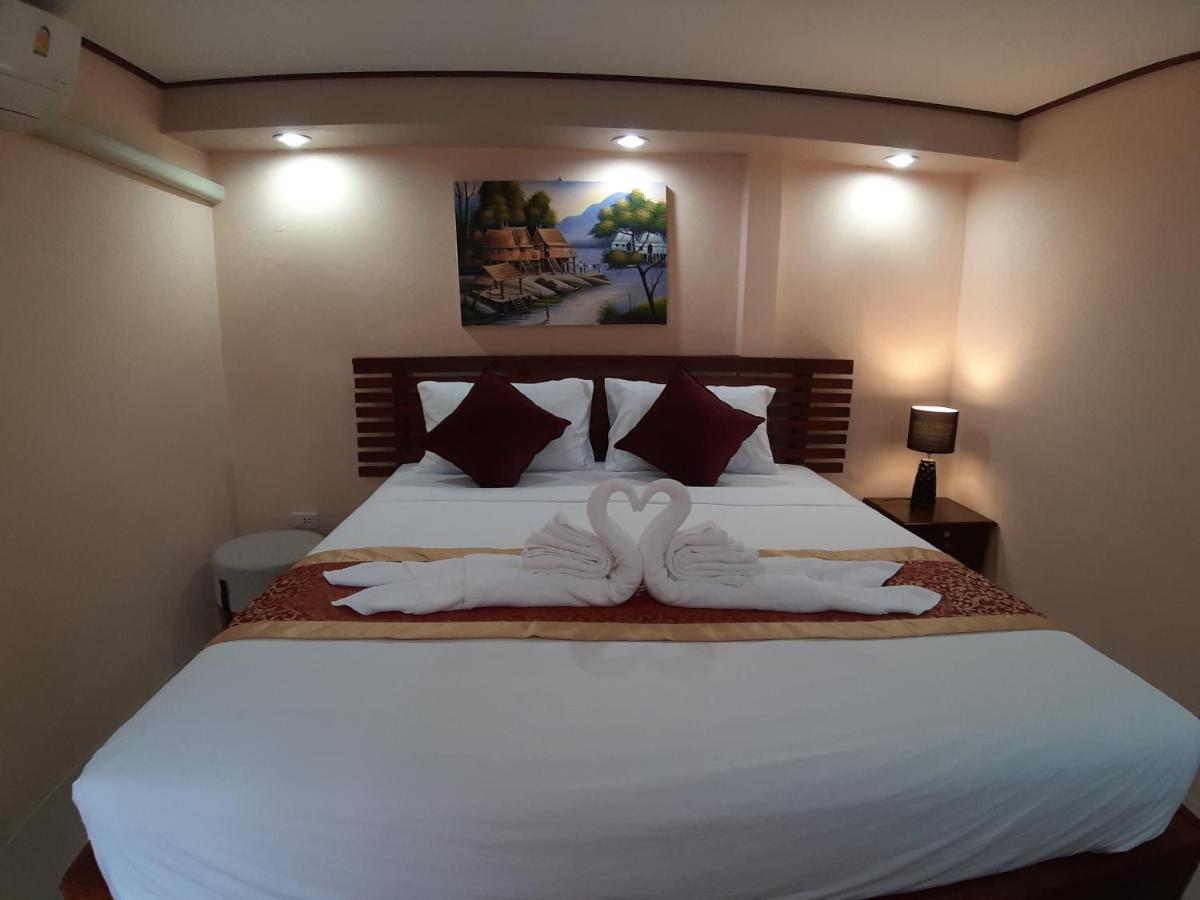 צ'ומפון The Windsor Boutique Resort מראה חיצוני תמונה
