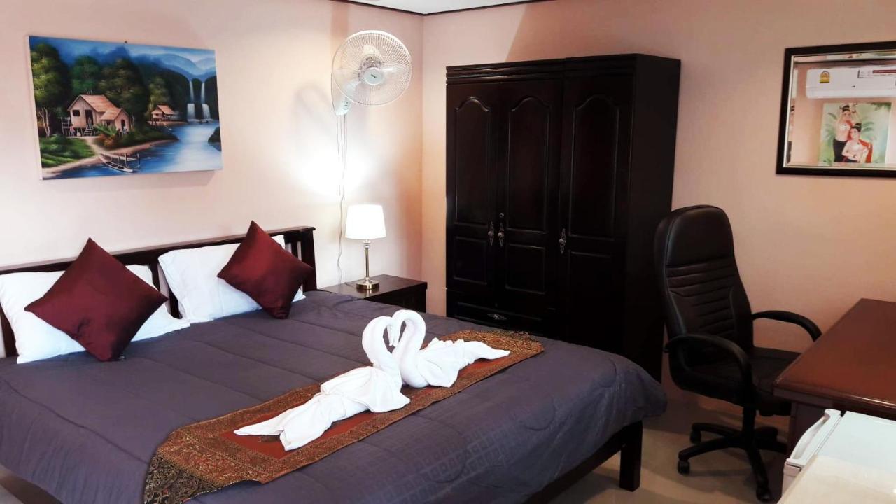 צ'ומפון The Windsor Boutique Resort מראה חיצוני תמונה