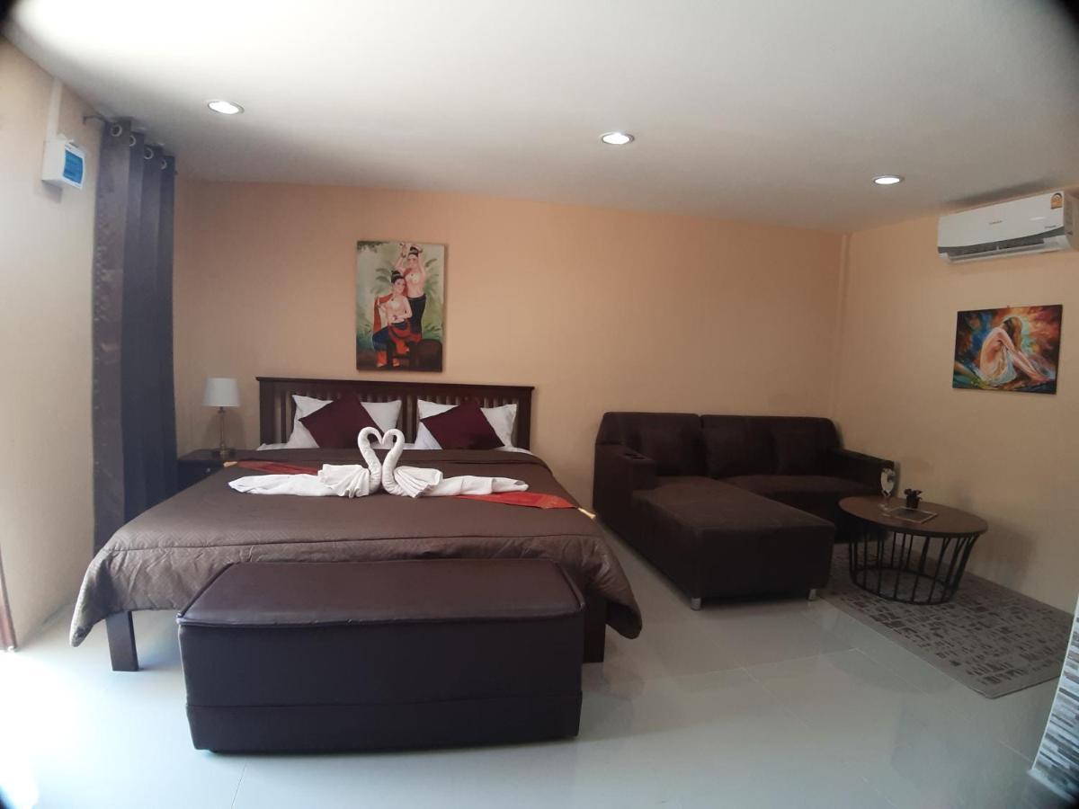 צ'ומפון The Windsor Boutique Resort מראה חיצוני תמונה